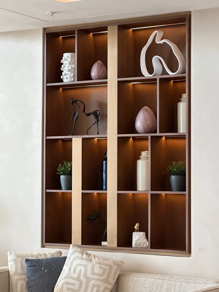 Shelf Styling Formulas That Create an Effortlessly Curated Look